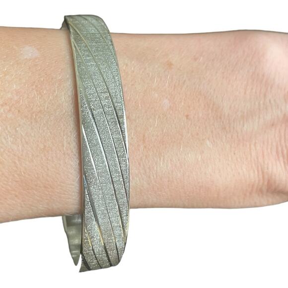Vintage Monet Textured Silver Tone Bangle Bracelet - Picture 3 of 3